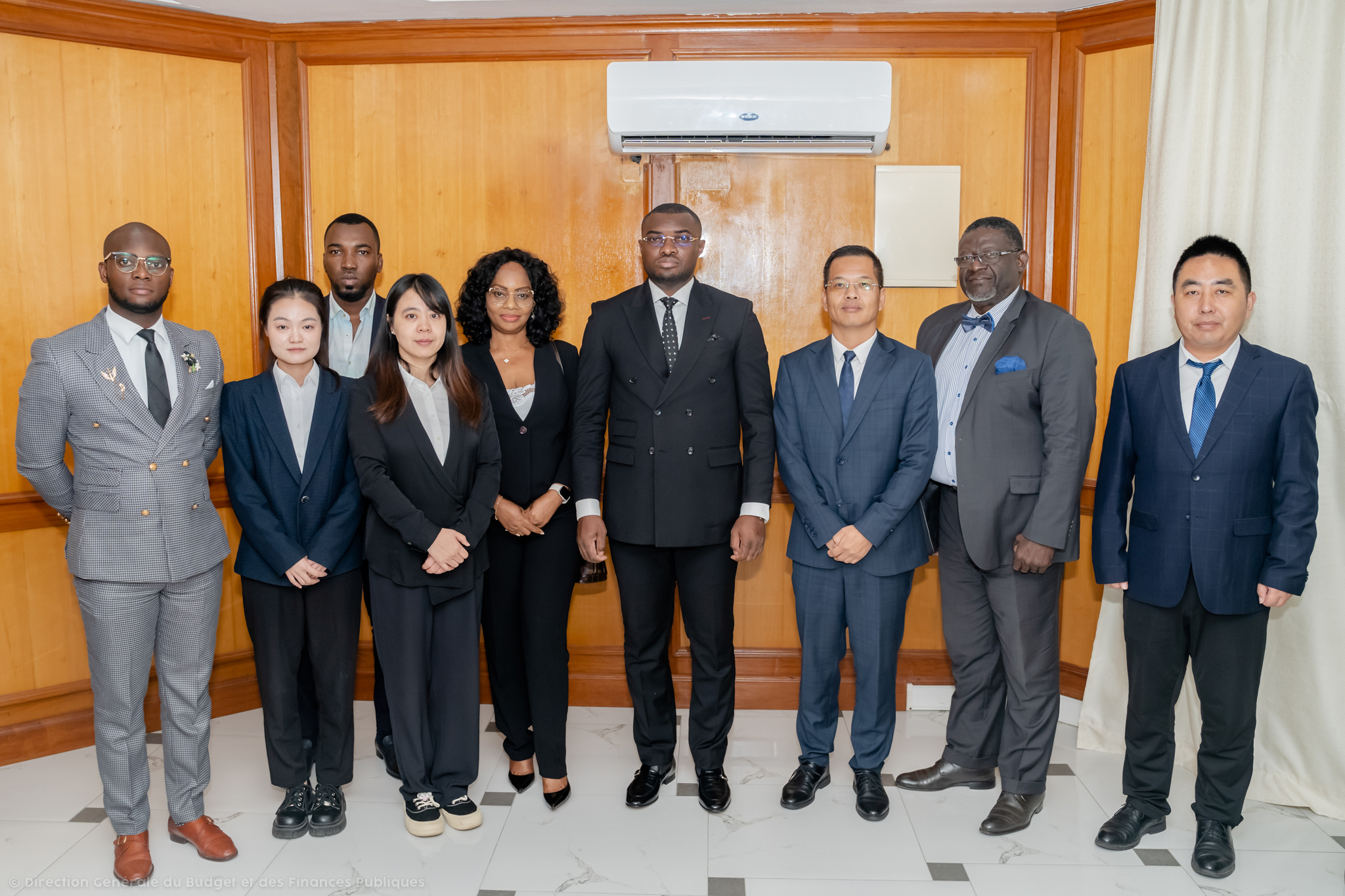 Réunion / Financement des projets prioritaires / Libreville : Examen des projets prioritaires
